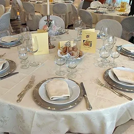 Hotel Platani 4*